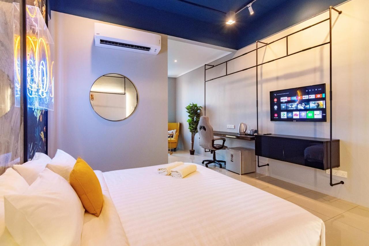 Scott Signature Suites By Alv George Town Exterior foto